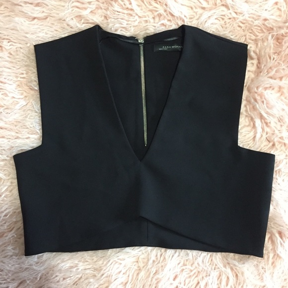 Zara Tops - Zara Cropped Top